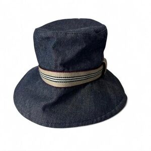 Burberry Dark Blue Bucket Hat with Check Lining